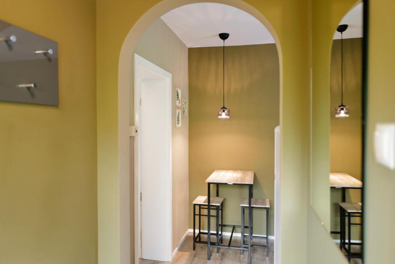 Stylisches kleines Appartement Koblenz Karthause Exterior foto